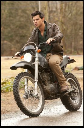 Saga-Crepusculo-Amanhecer-Stills-8