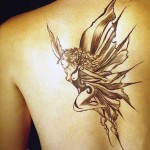 Tatuagens-Femininas-Nas-Costas-Fadinha