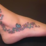 Tatuagens-Femininas-No-Pe-Flores