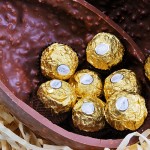 Ovo de Páscoa Ferrero Rocher e Bombons