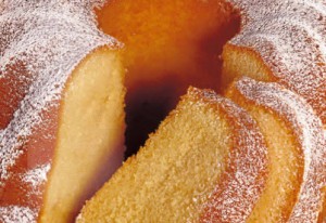 Bolo de Laranja polvilhado com açucar