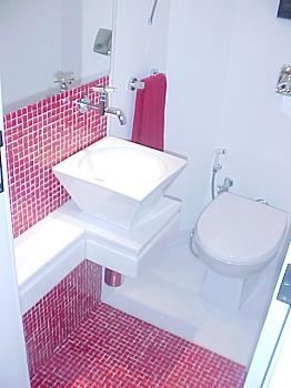 banheiros-decorados-com-pastilhas-12