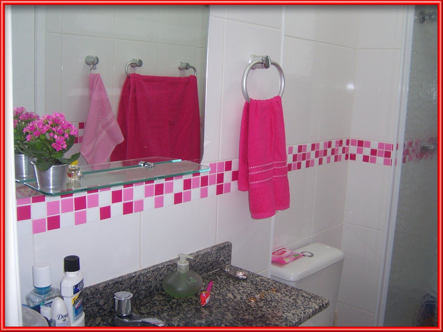 banheiros-decorados-com-pastilhas-27