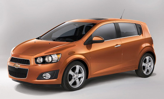 Sonic-Chevrolet-hatch-frente