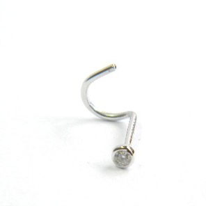 modelo-piercing-nariz-4
