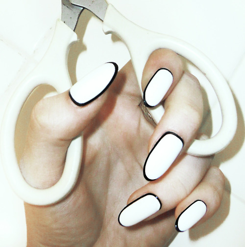 border-nail-8