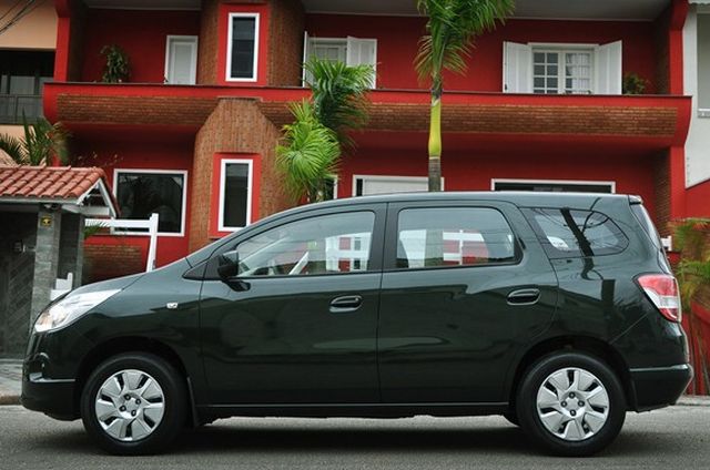 chevrolet-spin-lateral
