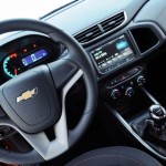 Chevrolet-Onix-Fotos-Painel