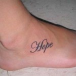 tatuagens-femininas-pes-16