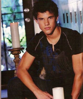 taylor-lautner-9