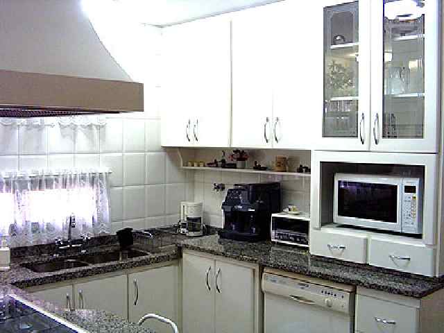 cozinha-planejada-pequena-18