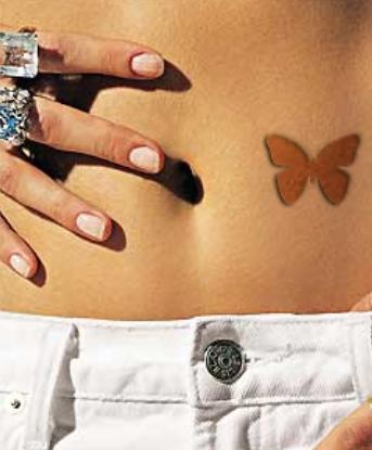 Tatuagem na barriga
