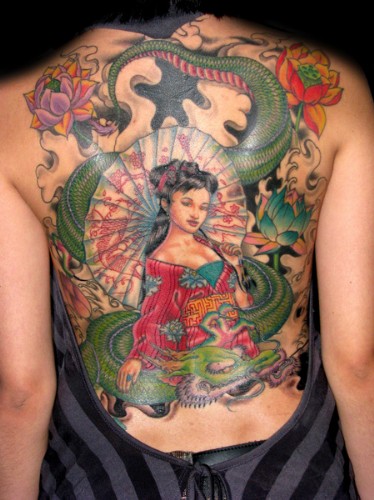 tatuagem-feminina-costas-13