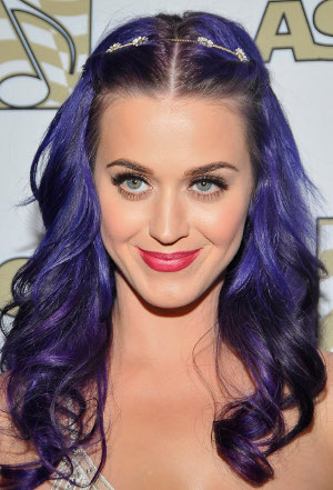 Cabelos Coloridos com Mechas