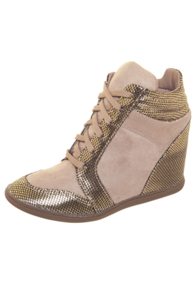 sneakers-sabrina-sato-18